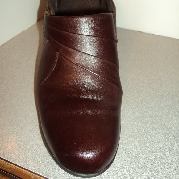 Clark's Womens Size 10M Brown Leather Shoes Slip On - Picture 4 of 11
